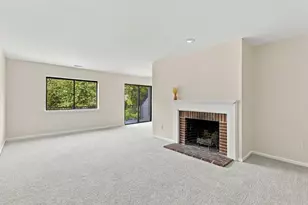 574 Foxwood Ln, Paoli, PA 19301 - Photo 4
