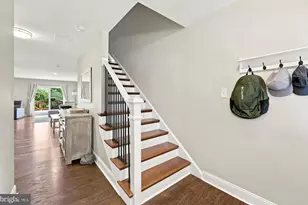 1057 Almond Dr, Phoenixville, PA 19460 - Photo 4
