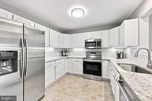1057 Almond Dr, Phoenixville, PA 19460 - Photo 10
