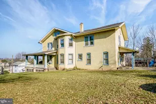 324 New St, Spring City, PA 19475 - Photo 2