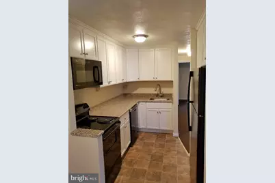 120 N Penn Street #C7, Spring City, PA 19475 - Photo 6