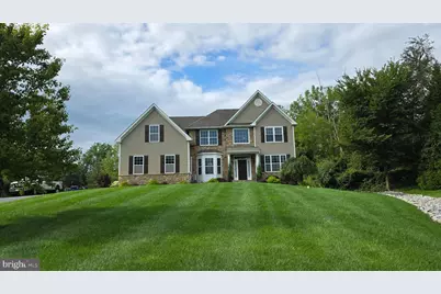 12 Michael Court, Coatesville, PA 19320 - Photo 2