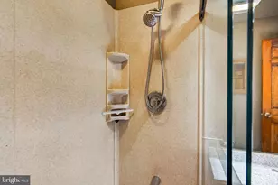 42 Kitty Ln, Phoenixville, PA 19460 - Photo 40