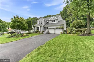 13 Canterbury Dr, Kennett Square, PA 19348 - Photo 2