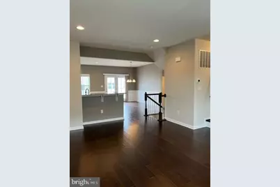 103 Quarry Point Road, Malvern, PA 19355 - Photo 2