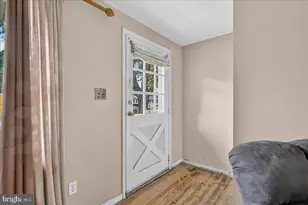 209 N Lake Dr, Downingtown, PA 19335 - Photo 4