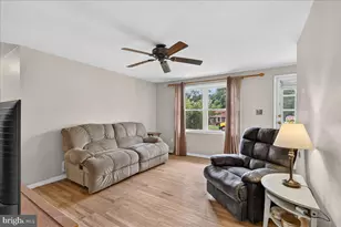 209 N Lake Dr, Downingtown, PA 19335 - Photo 6