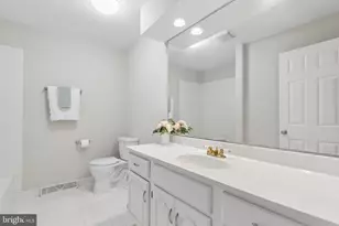 219 E Dutts Mill Way, West Chester, PA 19382 - Photo 20