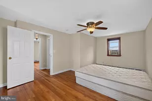 813 Montgomery Ave, Phoenixville, PA 19460 - Photo 14
