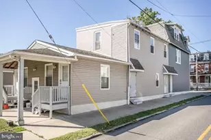 237 Franklin, Phoenixville, PA 19460 - Photo 2