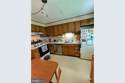 381 Atkins Avenue, Coatesville, PA 19320 - Photo 10