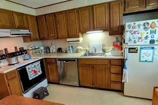 381 Atkins Ave, Coatesville, PA 19320 - Photo 10