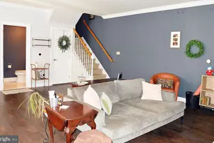 136 Bridge St, Phoenixville, PA 19460 - Photo 4