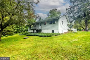 102 Garnet Ln, Coatesville, PA 19320 - Photo 4