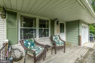 102 Garnet Ln, Coatesville, PA 19320 - Photo 8