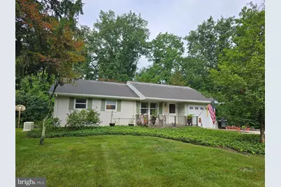 102 Garnet Lane, Coatesville, PA 19320 - Photo 1