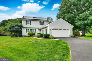 11 Main Lin Dr, Coatesville, PA 19320 - Photo 4