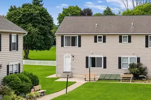 10 Terry Ct, Downingtown, PA 19335 - Photo 2