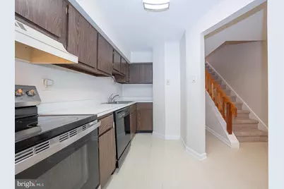424 Summit House #424, West Chester, PA 19382 - Photo 6