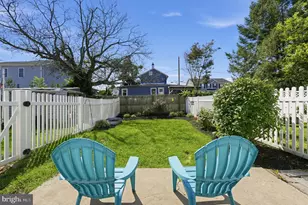 16 Oak St, Phoenixville, PA 19460 - Photo 20