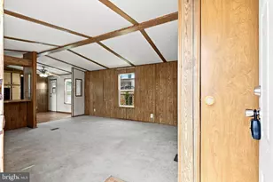 102 Hideaway Ln, Honey Brook, PA 19344 - Photo 6