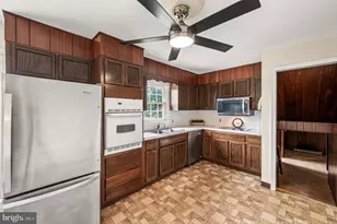 195 Pine Dr, Phoenixville, PA 19460 - Photo 10