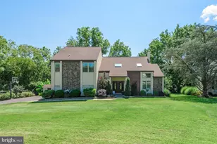1009 Sage Rd, West Chester, PA 19382 - Photo 2