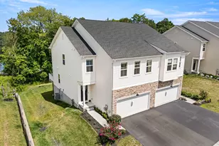 851 Pecan Rd, Spring City, PA 19475 - Photo 2