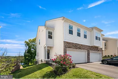 851 Pecan Road, Spring City, PA 19475 - Photo 2