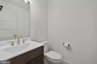 340 E Barnard St, West Chester, PA 19382 - Photo 16