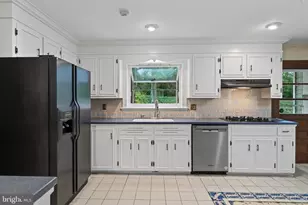 2455 Strasburg Rd, Coatesville, PA 19320 - Photo 32