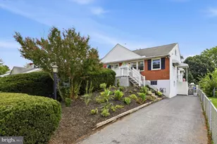 406 Garfield Ave, Downingtown, PA 19335 - Photo 2