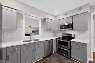 1700 Newmarket Ct, West Chester, PA 19382 - Photo 2
