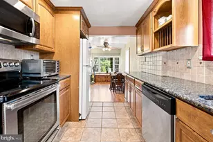 1117 Old Lancaster Rd, Berwyn, PA 19312 - Photo 6