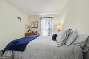 1604 Coventry Pointe Ln, Pottstown, PA 19465 - Photo 14