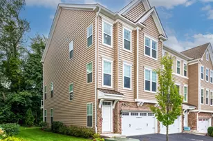57 Lila Ln, Downingtown, PA 19335 - Photo 2