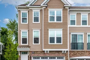 57 Lila Ln, Downingtown, PA 19335 - Photo 2