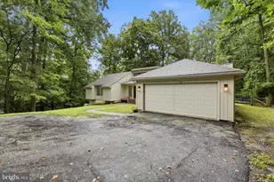 106 Hilltop Dr, Downingtown, PA 19335 - Photo 34