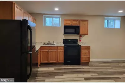 558 E Lincoln Highway #4, Coatesville, PA 19320 - Photo 2