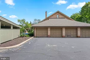 305 Paoli Woods Dr, Paoli, PA 19301 - Photo 36