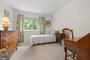 305 Paoli Woods Dr, Paoli, PA 19301 - Photo 28