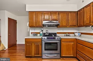 2517 Pond View Dr, West Chester, PA 19382 - Photo 6