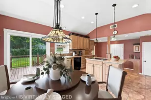 2084 Dutton Mill Rd, Newtown Square, PA 19073 - Photo 10