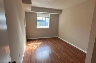 2409 Pond View Dr, West Chester, PA 19382 - Photo 12