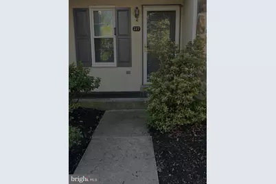 217 Valley Stream Lane, Chesterbrook, PA 19087 - Photo 2