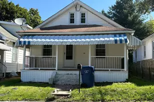 35 S Park Ave, Coatesville, PA 19320 - Photo 1