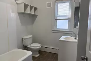 35 S Park Ave, Coatesville, PA 19320 - Photo 12