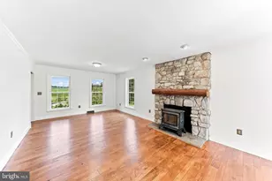 225 W Woodview Rd, West Grove, PA 19390 - Photo 6
