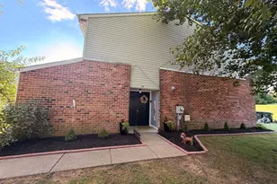 39 Nancy Ln, Downingtown, PA 19335 - Photo 2