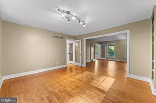 1975 Horseshoe Trail, Chester Springs, PA 19425 - Photo 8